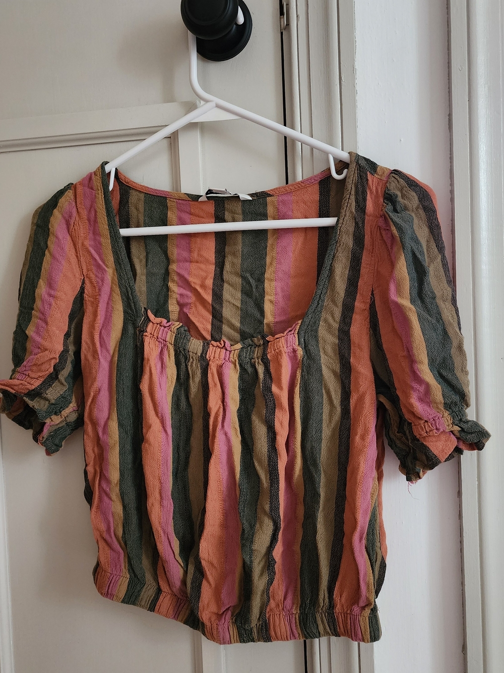 American Eagle Outfitters Multicolor Striped Puff-Sleeve Crop Top